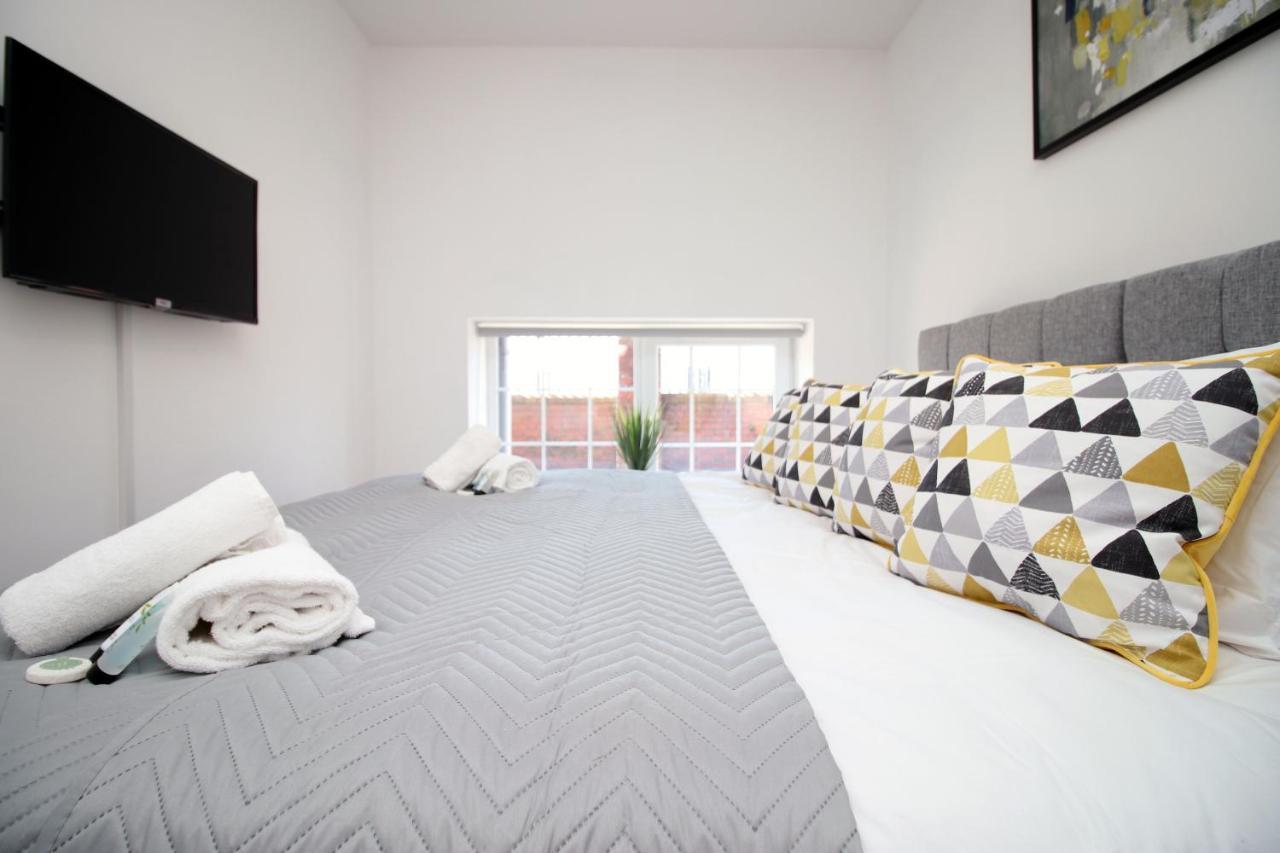 St Thomas Loft Views By Ssw - 2Br, Parking, Sleeps 4, Easy Access To City Centre, Marina, Beach And M4 Swansea Eksteriør billede
