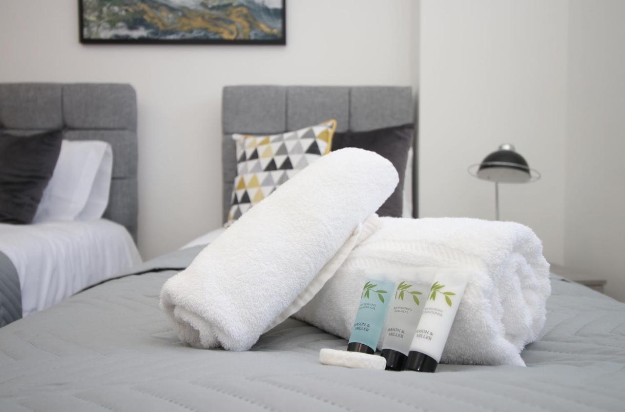 St Thomas Loft Views By Ssw - 2Br, Parking, Sleeps 4, Easy Access To City Centre, Marina, Beach And M4 Swansea Eksteriør billede