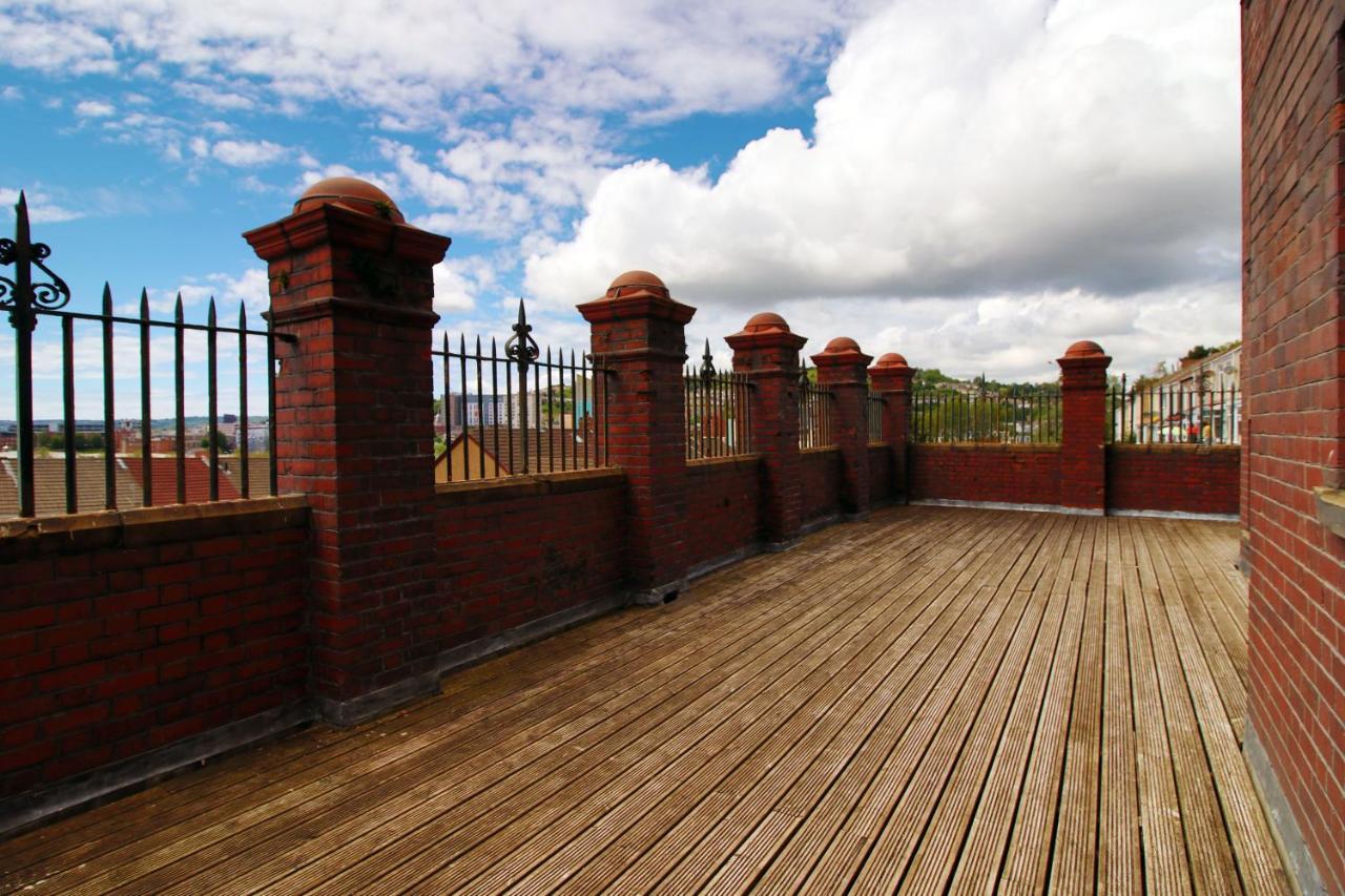 St Thomas Loft Views By Ssw - 2Br, Parking, Sleeps 4, Easy Access To City Centre, Marina, Beach And M4 Swansea Eksteriør billede