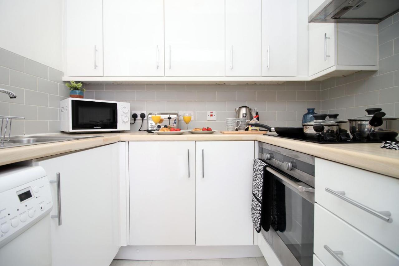 St Thomas Loft Views By Ssw - 2Br, Parking, Sleeps 4, Easy Access To City Centre, Marina, Beach And M4 Swansea Eksteriør billede