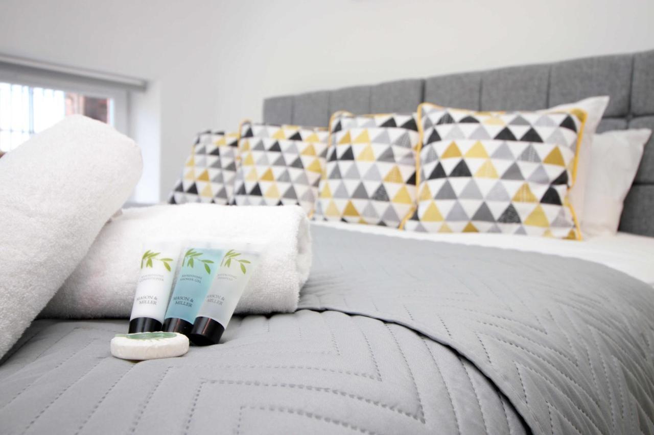 St Thomas Loft Views By Ssw - 2Br, Parking, Sleeps 4, Easy Access To City Centre, Marina, Beach And M4 Swansea Eksteriør billede
