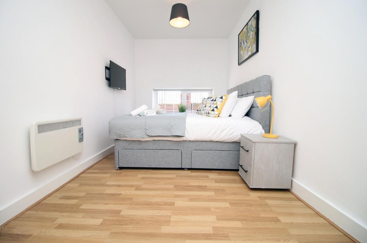 St Thomas Loft Views By Ssw - 2Br, Parking, Sleeps 4, Easy Access To City Centre, Marina, Beach And M4 Swansea Eksteriør billede